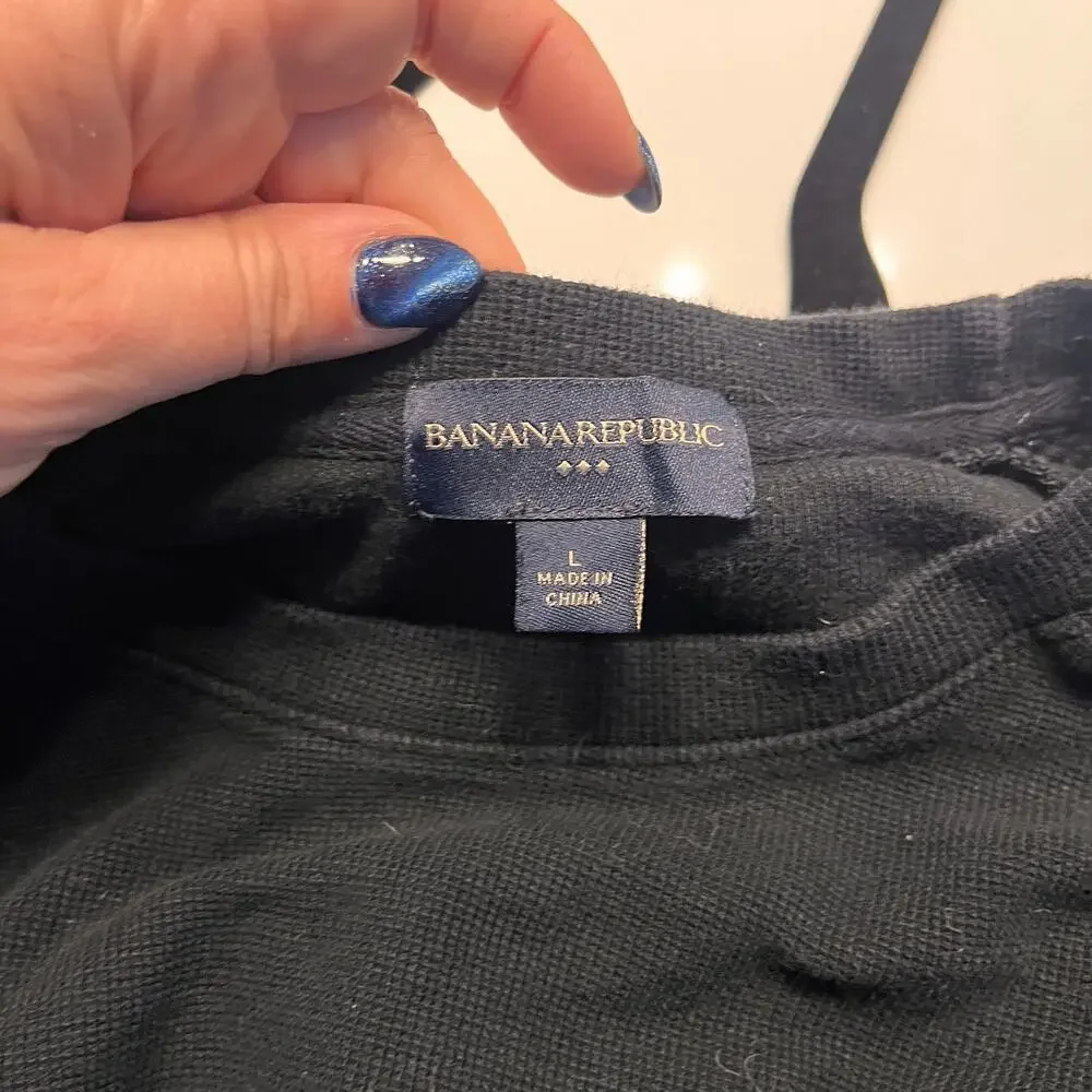 BANANA REPUBLIC Black Long Sleeves Italian Yarn Baruffa Crew Neck Sweater Size L